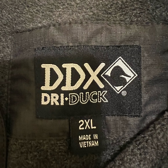 Men’s Jacket - Picture 3 of 3